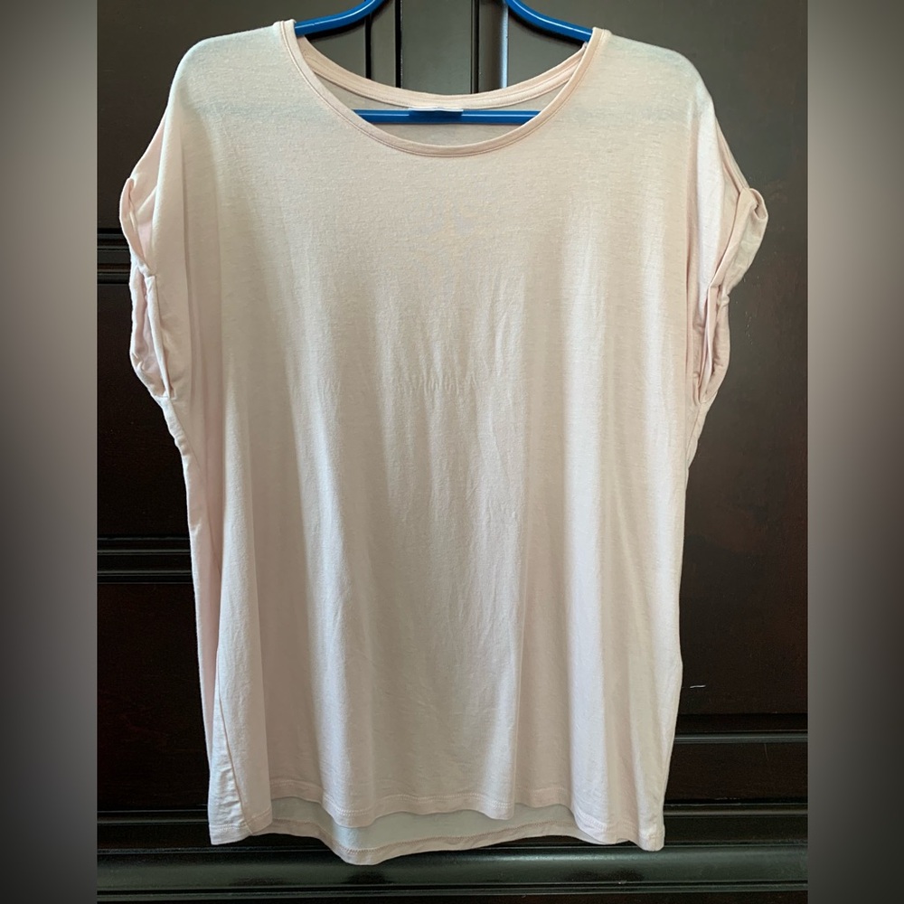 Beautiful Women's rose Top